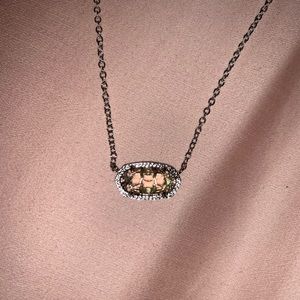 Kendra Scott necklace